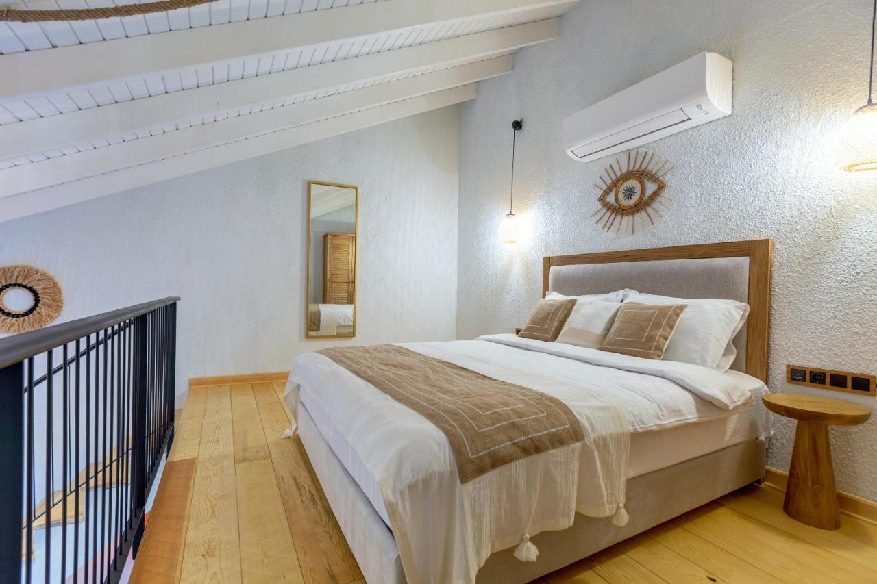 Navalia Hotel Foça Luaran gambar