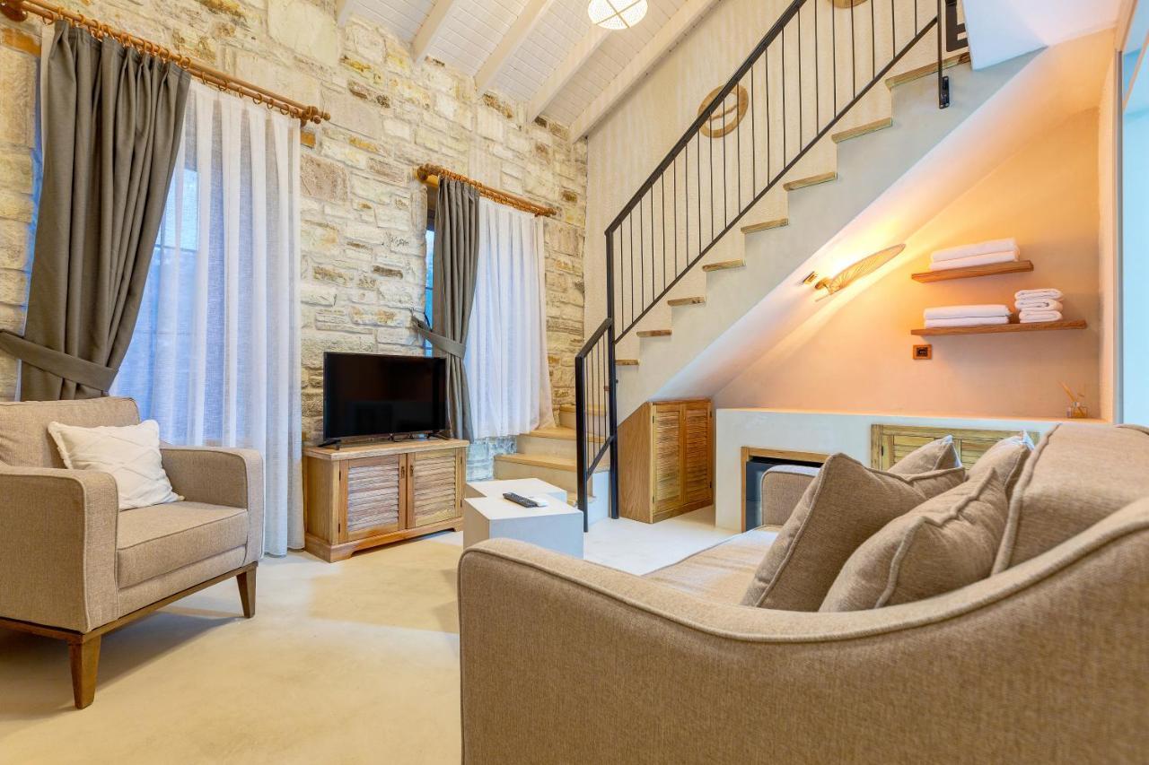 Navalia Hotel Foça Luaran gambar