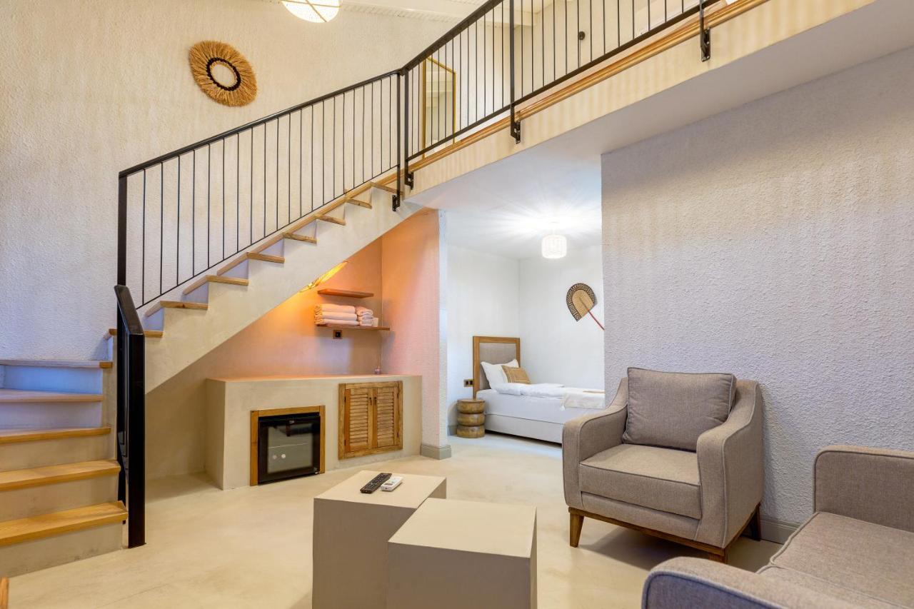 Navalia Hotel Foça Luaran gambar