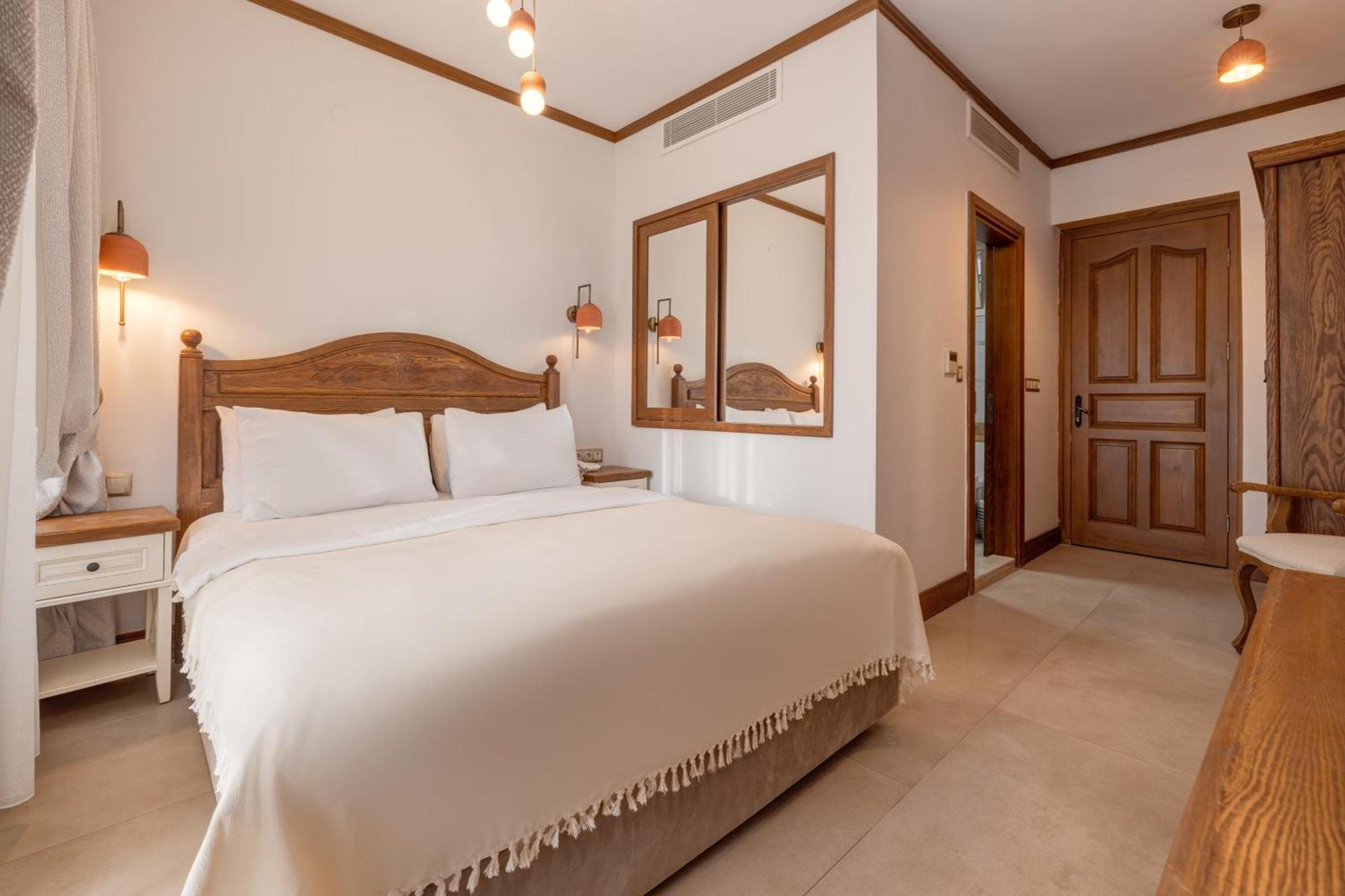 Navalia Hotel Foça Luaran gambar