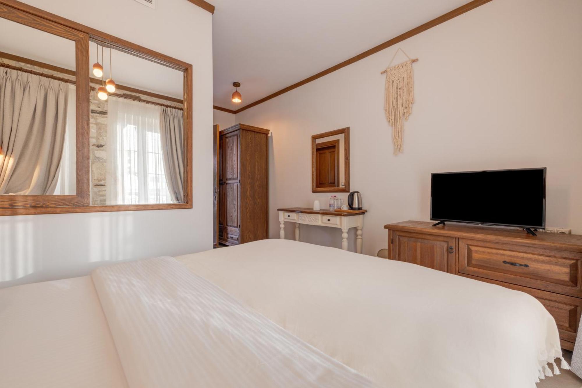 Navalia Hotel Foça Luaran gambar