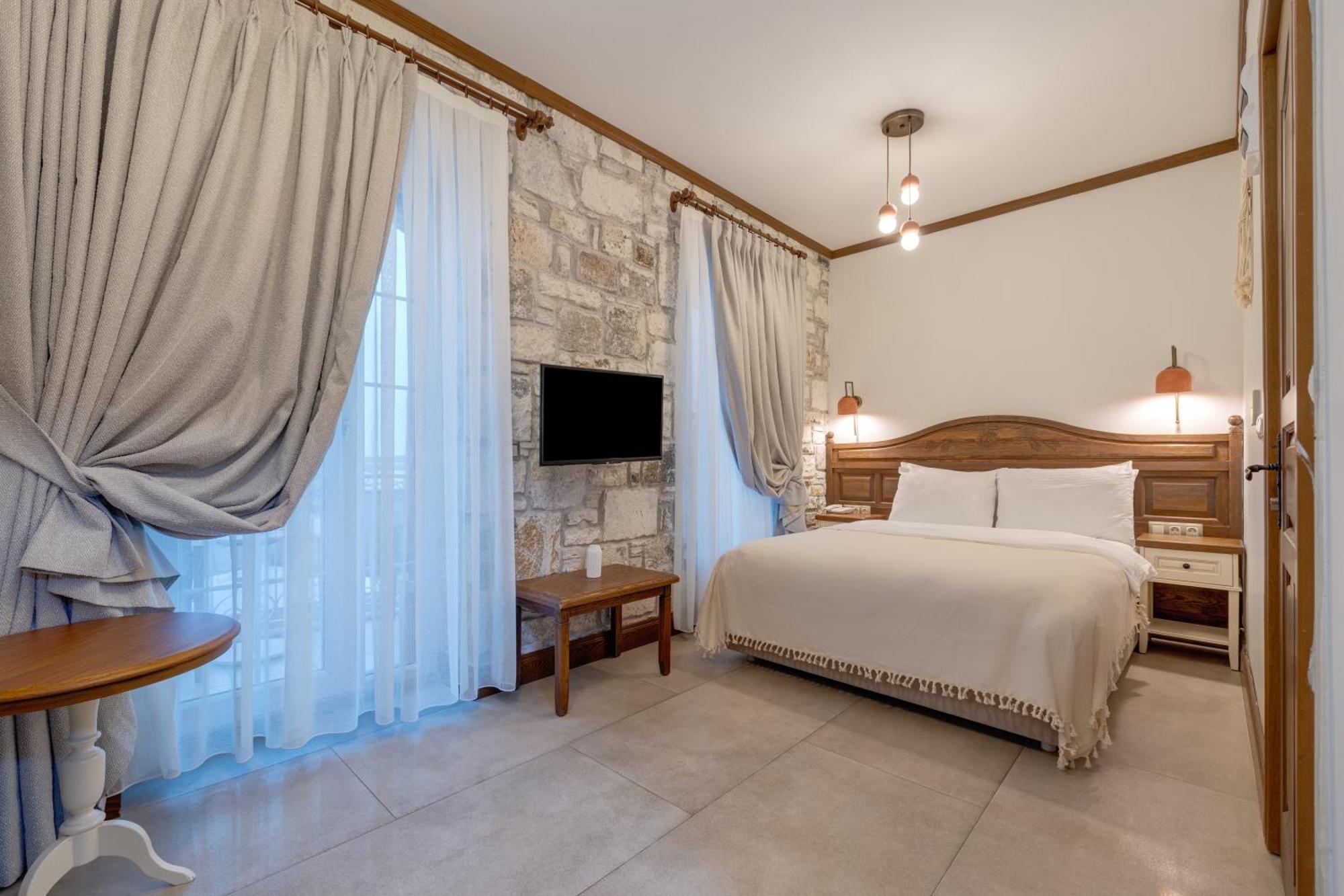 Navalia Hotel Foça Luaran gambar